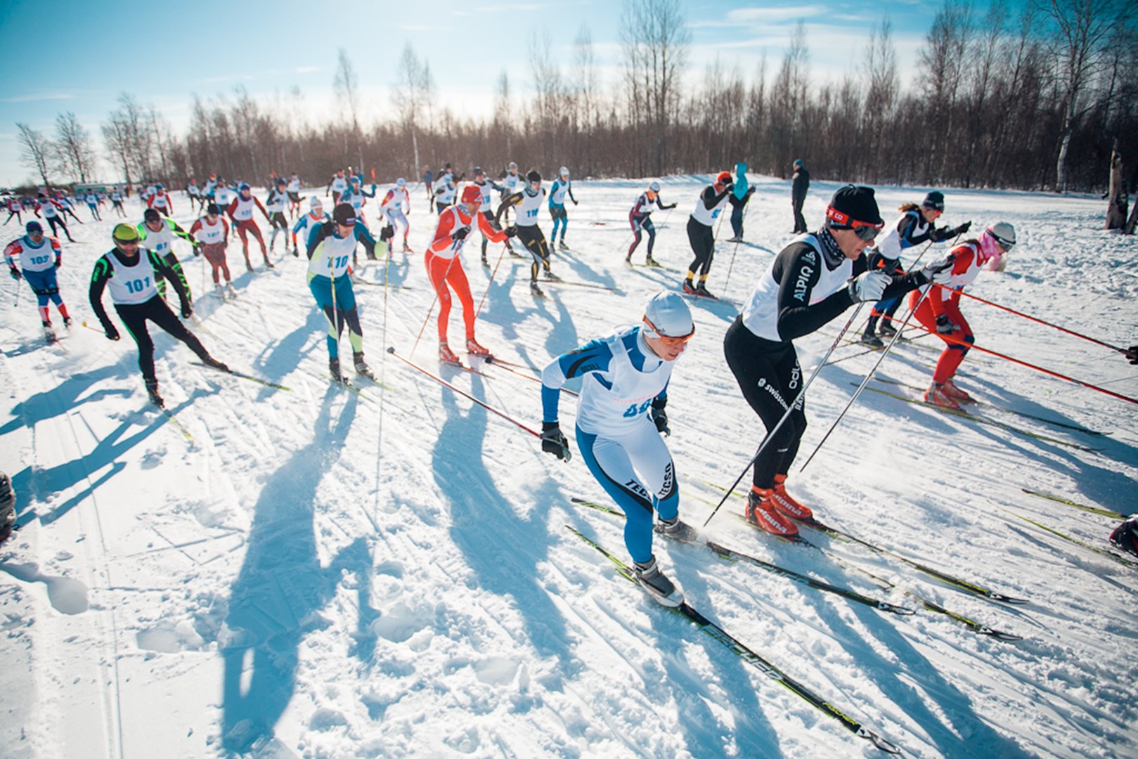 Спортивные события в марте. Лыжные гонки. Соревнования по лыжам. Лыжный спорт соревнования. Лыжный спорт в России.